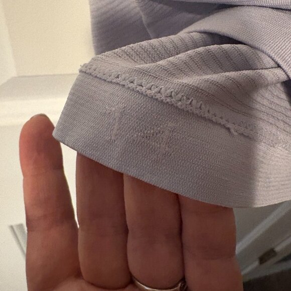 Lululemon Swiftly Tech Racerback Tank Top 2.0 Waist Length size 14 Lavender - Picture 4 of 4